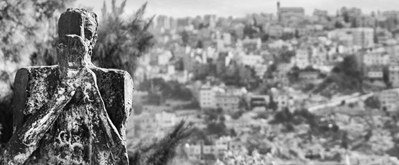 Statue - Darat Al-Funun - Amman Jordan Statue - Darat Al-Funun - Amman Jordan
