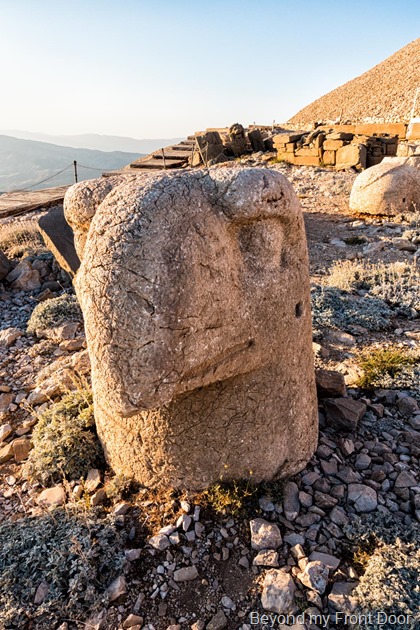 Statue Heads - Mount Nemrut - Turkey Statue Heads - Mount Nemrut - Turkey