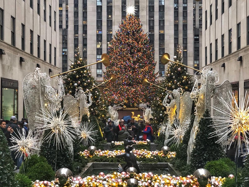 Rockefeller Center Christmas Tree - New York City Rockefeller Center Christmas Tree - New York City