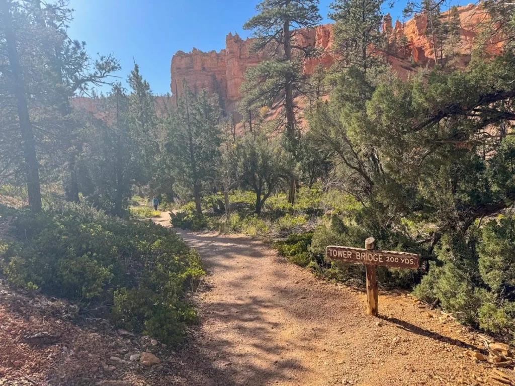 Sign for Tower Bridge - Fairyland Trail Bryce Canyon