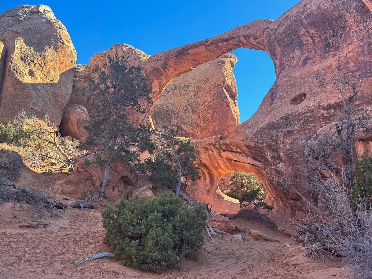 Devil's Garden Trail Guide: Arches National Park