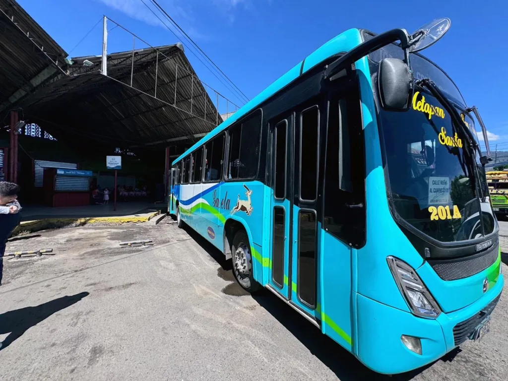 Bus from Santa Ana to San Salvador